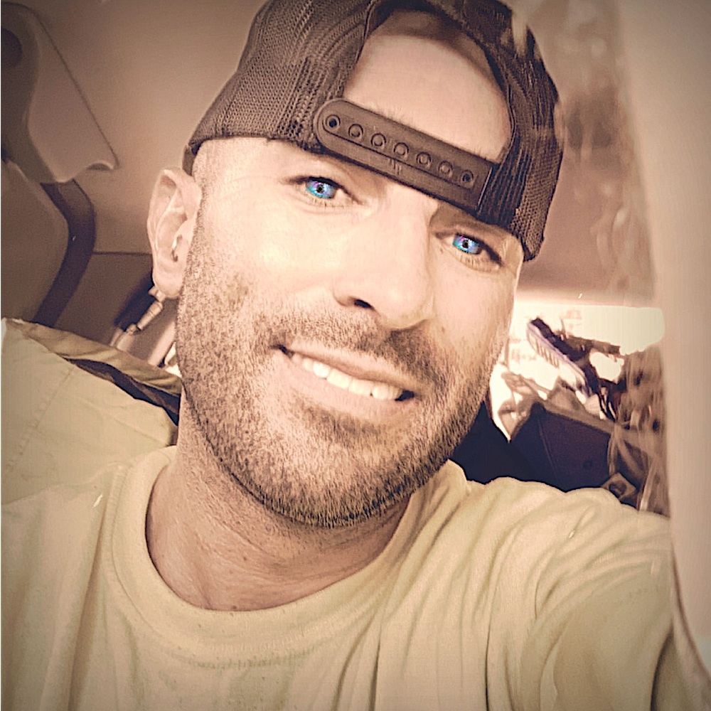 Meet your Posher, Joel